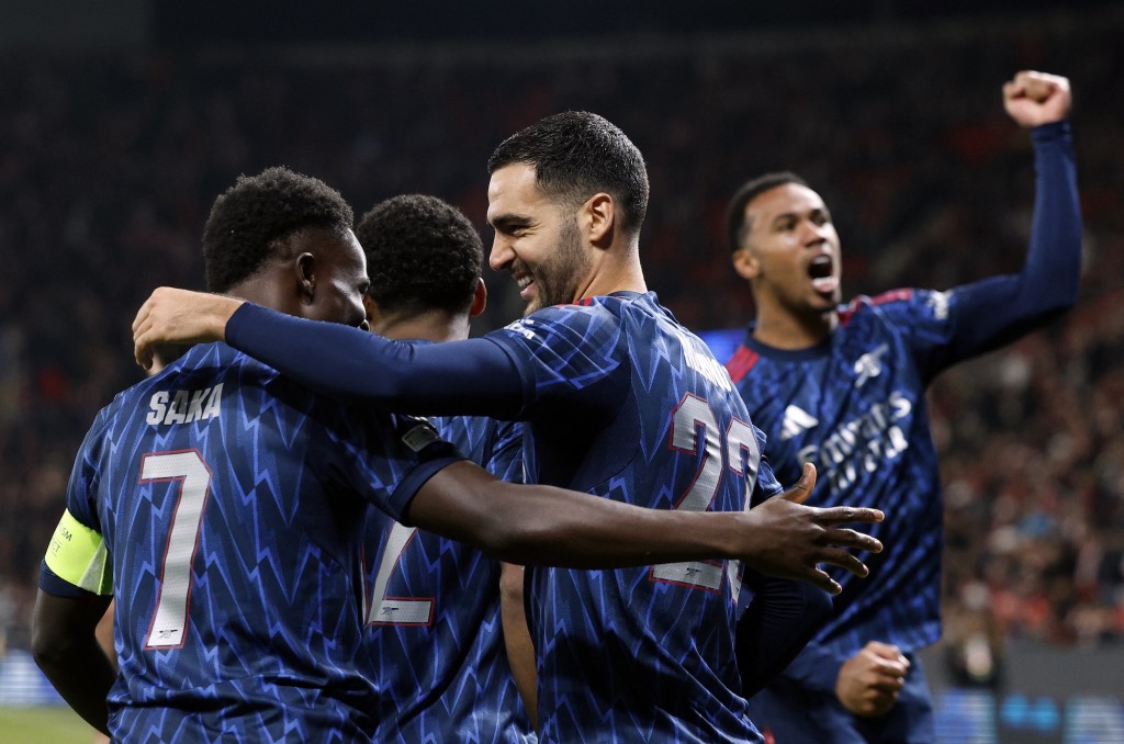 馬連奴今場頂替受傷的約基利斯擔正。路透社