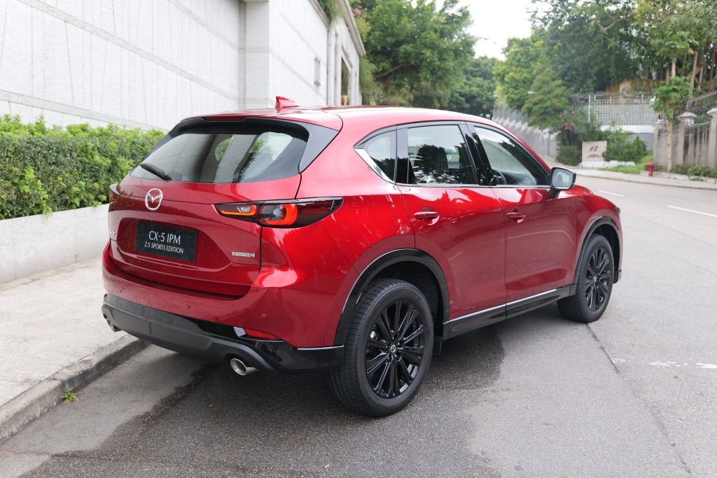 ●測試車額外配上Soul Red Crystal專色，連稅須另加$8,500。