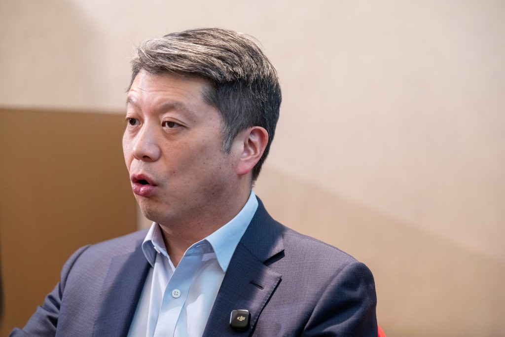 何敬麟预计澳门的“5年规划”今年暑假推出。