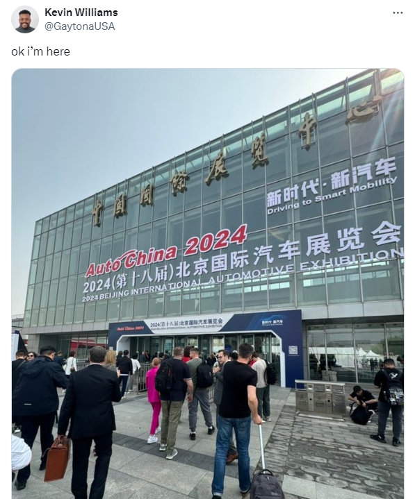 該記者在互聯網介紹他在北京車展的見聞。