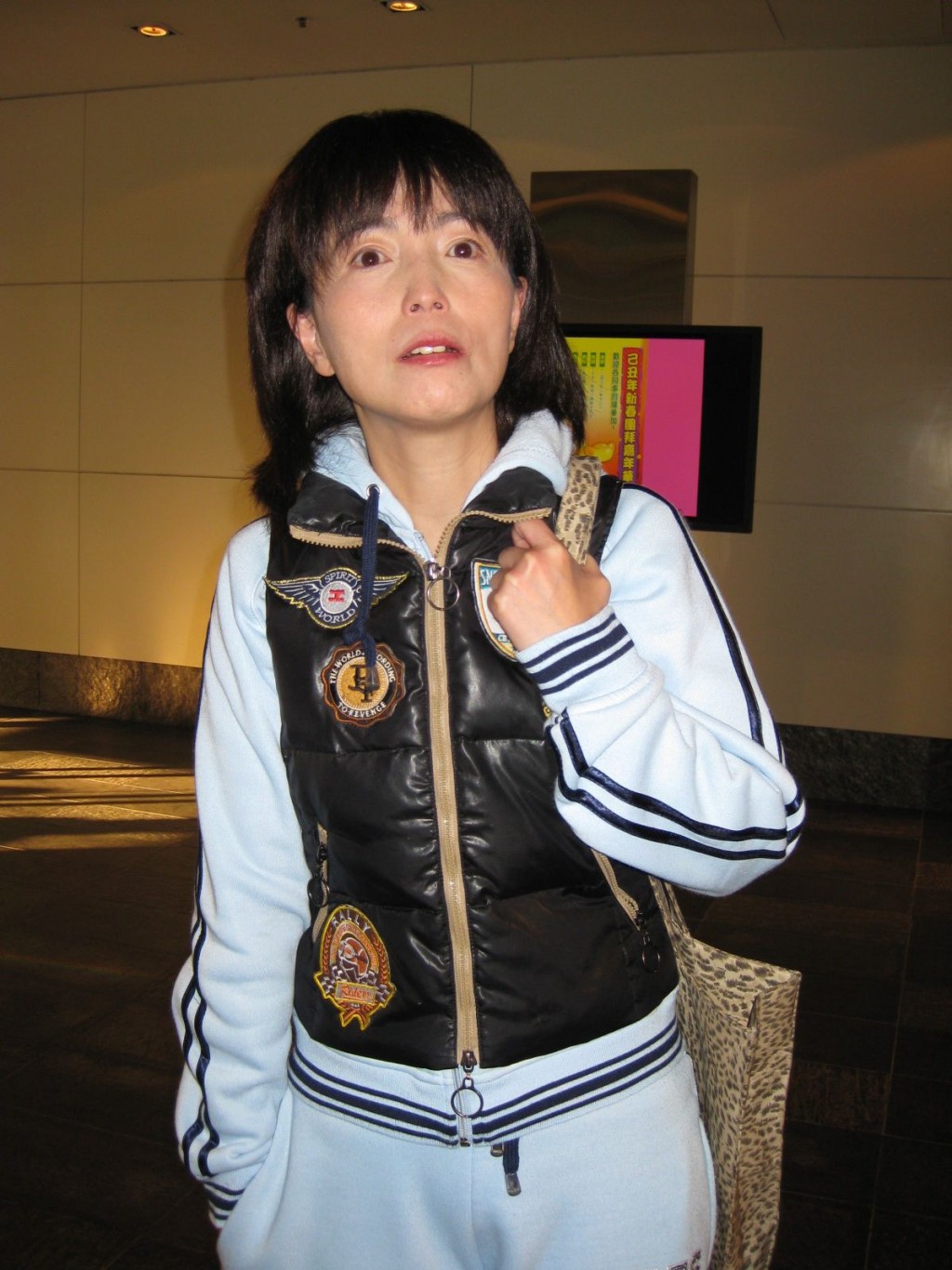 苑瓊丹早年曾參與不少角色的演出。