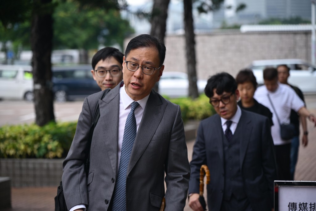 委員會法律團隊。