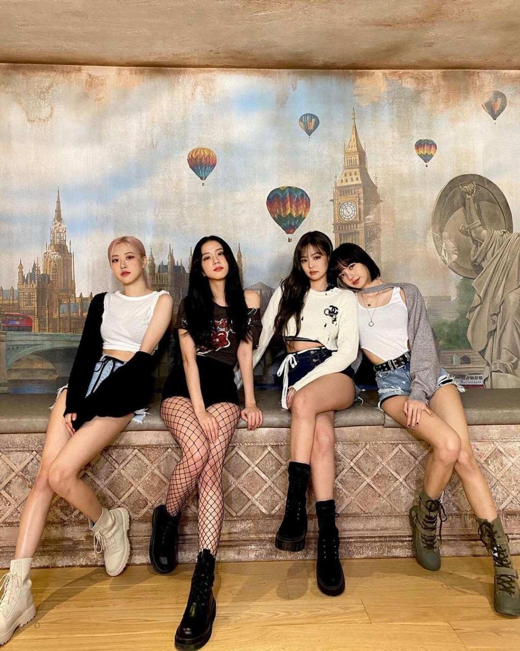 Sunny於舞蹈訓練時，特意安排參賽者用韓國女團BLACKPINK的歌曲。