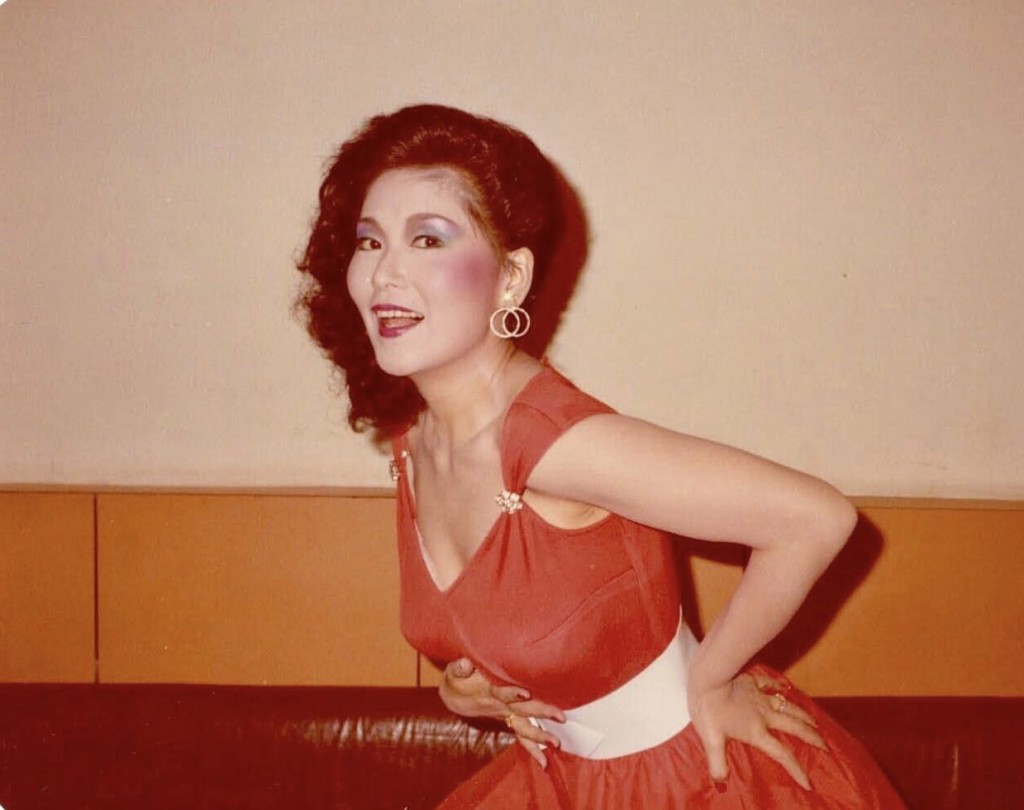 司棋姐呢個風騷樣都算少見。