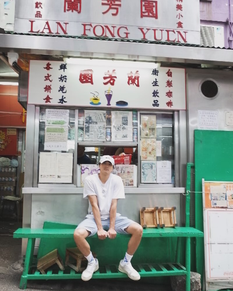 孫其君曾來香港旅遊。 孫其君曾來香港旅遊。