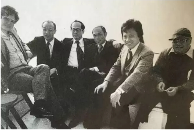 左起：趙世曾、馮景禧、李嘉誠、霍英東、郭炳湘、王德輝。