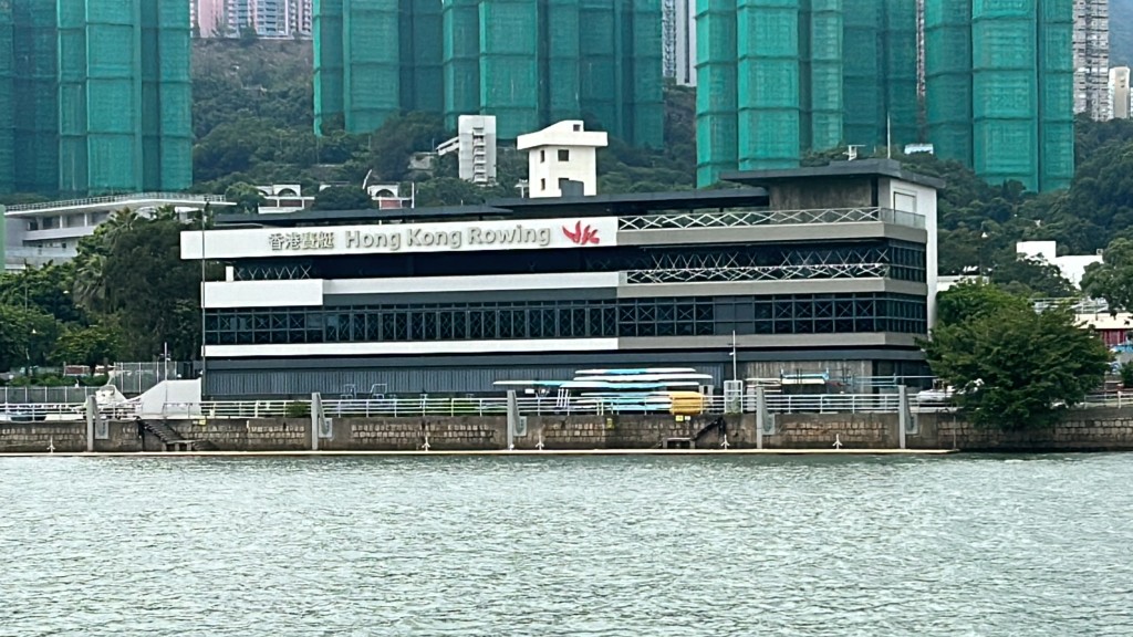 中午時分沙田城門河水位正常。林思明攝