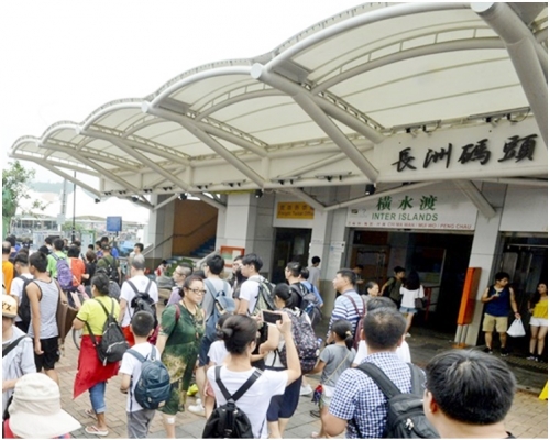 受影響乘客可改乘「中環──長洲」離島渡輪航線。資料圖片