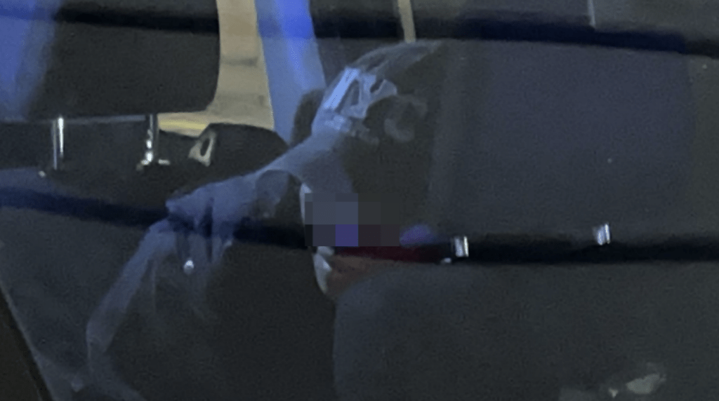 黑色七人車男司機。蔡楚輝攝