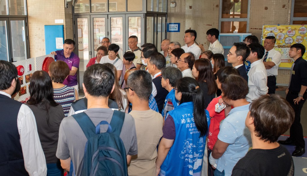香港理工大學專業進修學院、油蔴地天主教小學(海泓道)等不同學校的教職員積極參與培訓。 香港理工大學專業進修學院、油蔴地天主教小學(海泓道)等不同學校的教職員積極參與培訓。