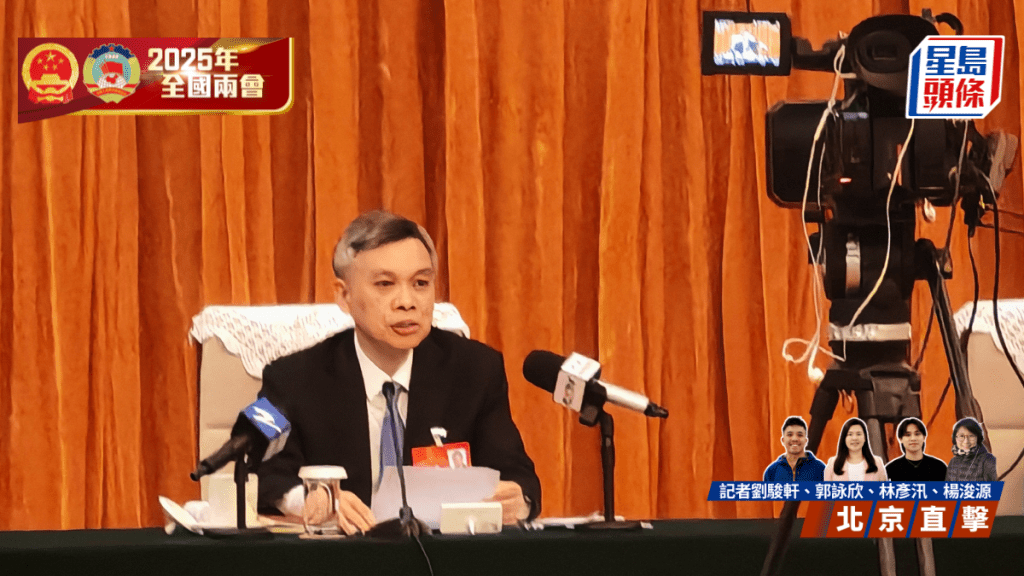 浙江省省長劉捷回答記者提問。 楊浚源攝