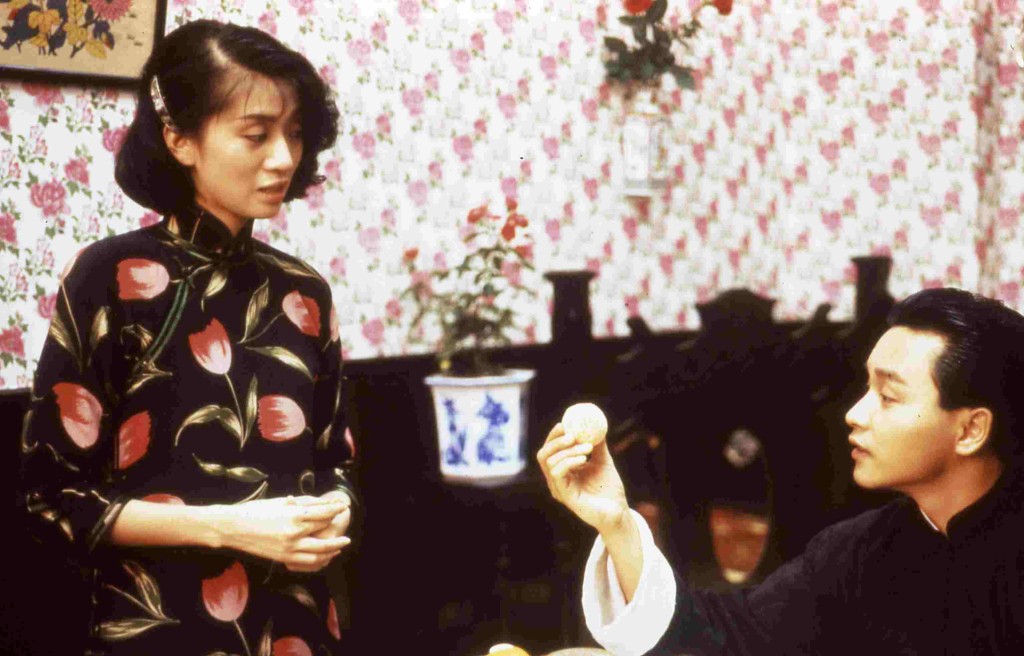 由梅艳芳、张国荣合演的《胭 脂扣》，讲述塘西风月故事。