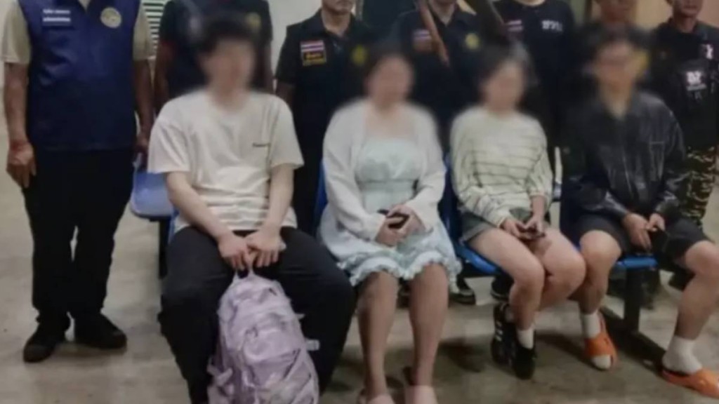 ４名中國人逃出後報警，已回到曼谷由中國大使館安排回國。紅星新聞