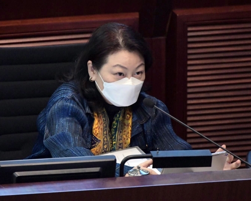鄭若驊指,涉及公眾秩序罪行覆核刑罰申請的案件共有17宗,全部覆核成功。