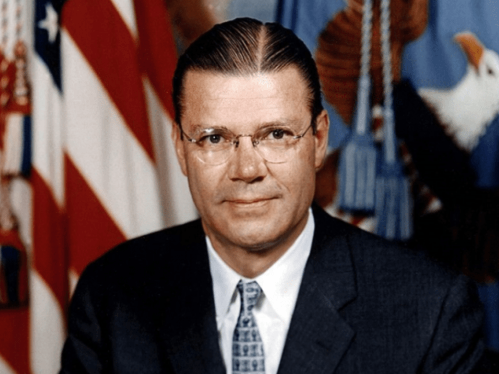 60年代美国国防部长麦南马拉。(美国政府网页图片)