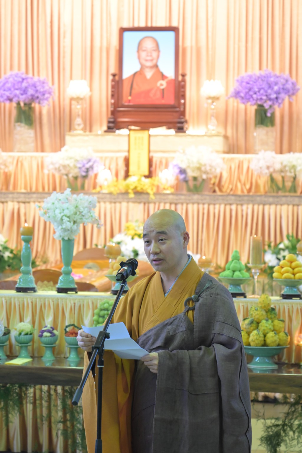 中國佛教協會(駐會)副會長宗性法師致讚頌詞。