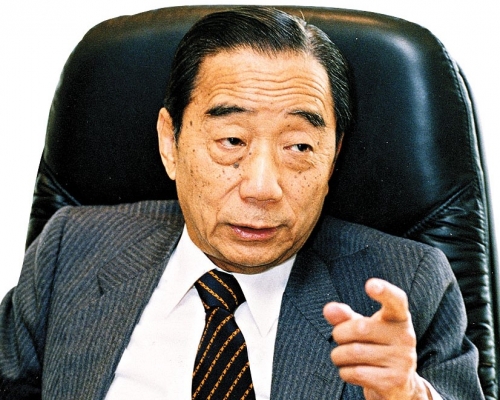 港龍創辦人曹光彪得聞港龍停辦感到黯然。資料圖片