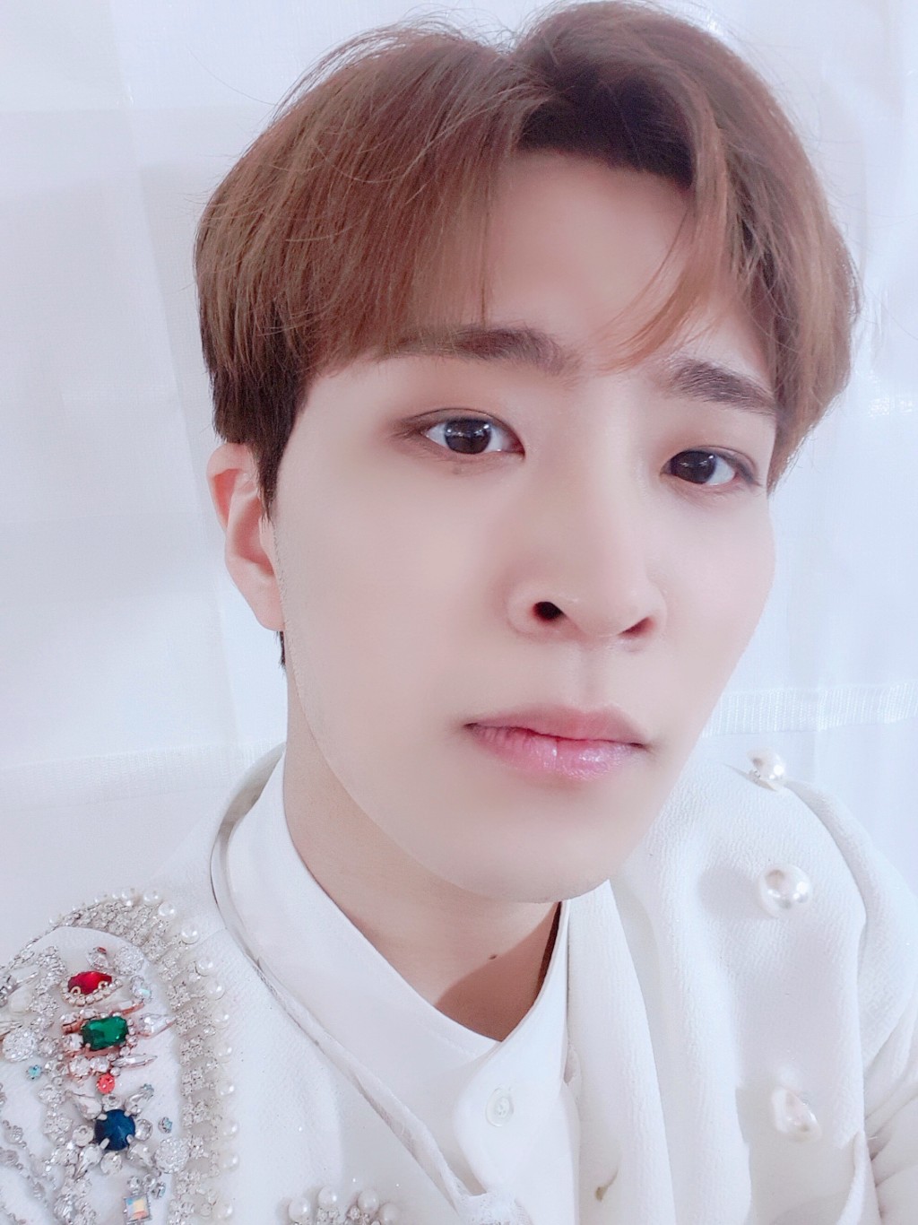 早前GOT7另一成員榮宰也有收到SUBLIME的邀約。