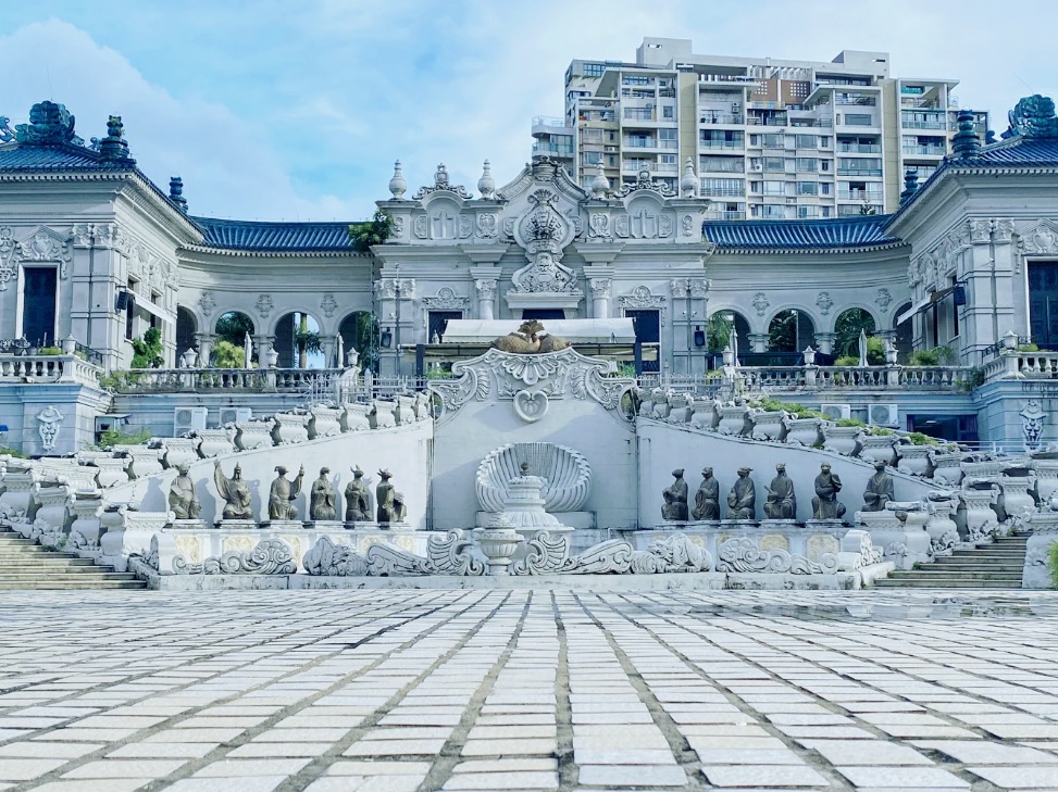 按 1:1 比例復原了北京圓明園的 18 個景點