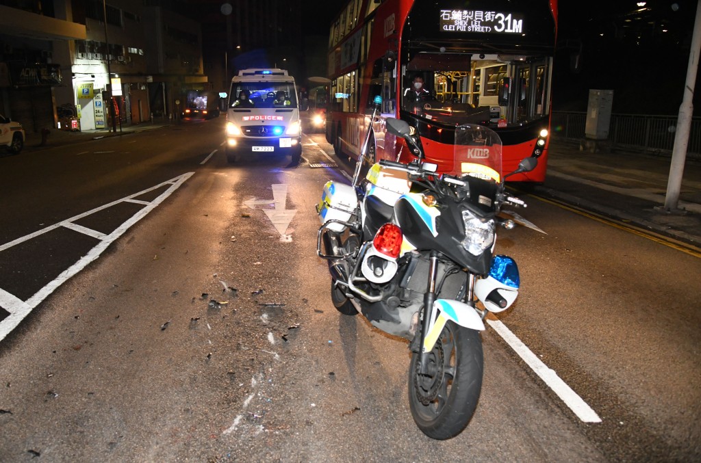 被撞電單車事後被「扶正」。