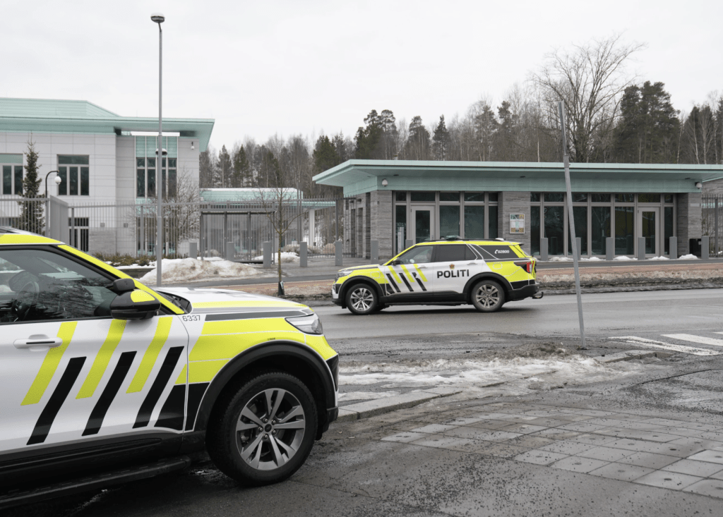 挪威奧斯陸的美國大使館周日（8日）凌晨亦發生爆炸事件。美聯社