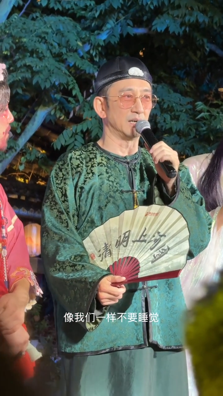 吳啟華開玩笑說,演員要像他一樣「不要睡覺」才行。 吳啟華開玩笑說,演員要像他一樣「不要睡覺」才行。