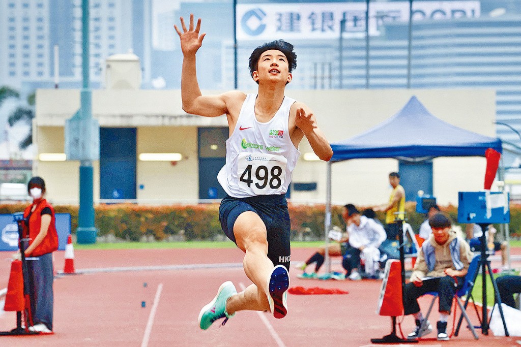 林銘夫於香港田徑系列賽三跳遠項目，做出7米66奪金。