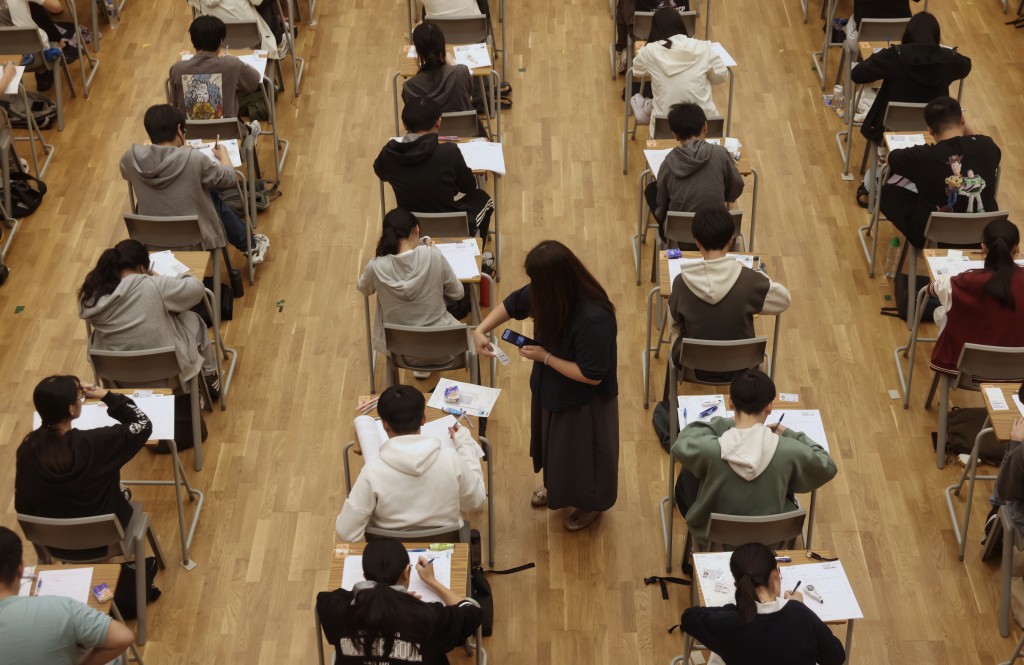 澳洲大學普遍以DSE最佳5科來計算成績。資料圖片