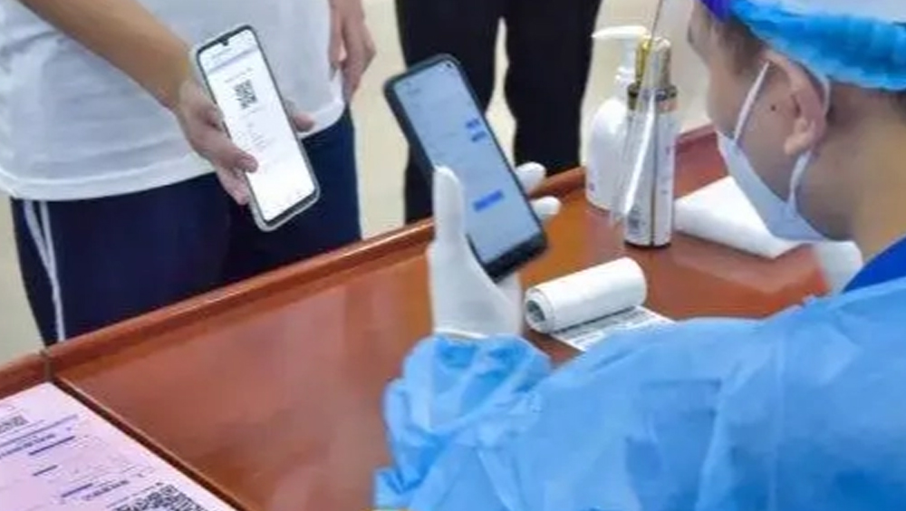 上海老人去世核酸報告仍更新惹爭議。
