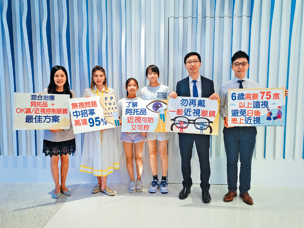 ■左起：眼科專科周寶姿醫生、許太、Annessa、Athena、眼科專科朱瑞俊醫生、眼科視光師鍾凱靖先生