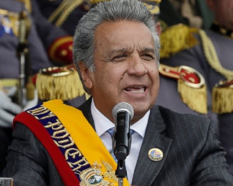 现任总统莫雷诺发起公投。 AP