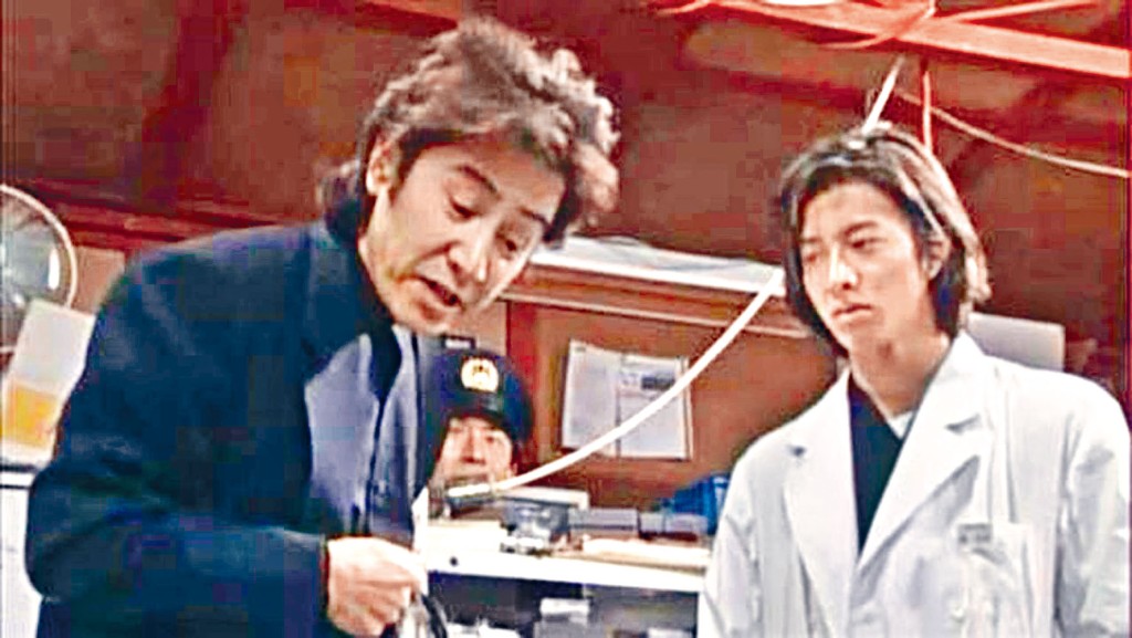 木村曾與田村正和多次合作，他前晚發聲明悼念田村。