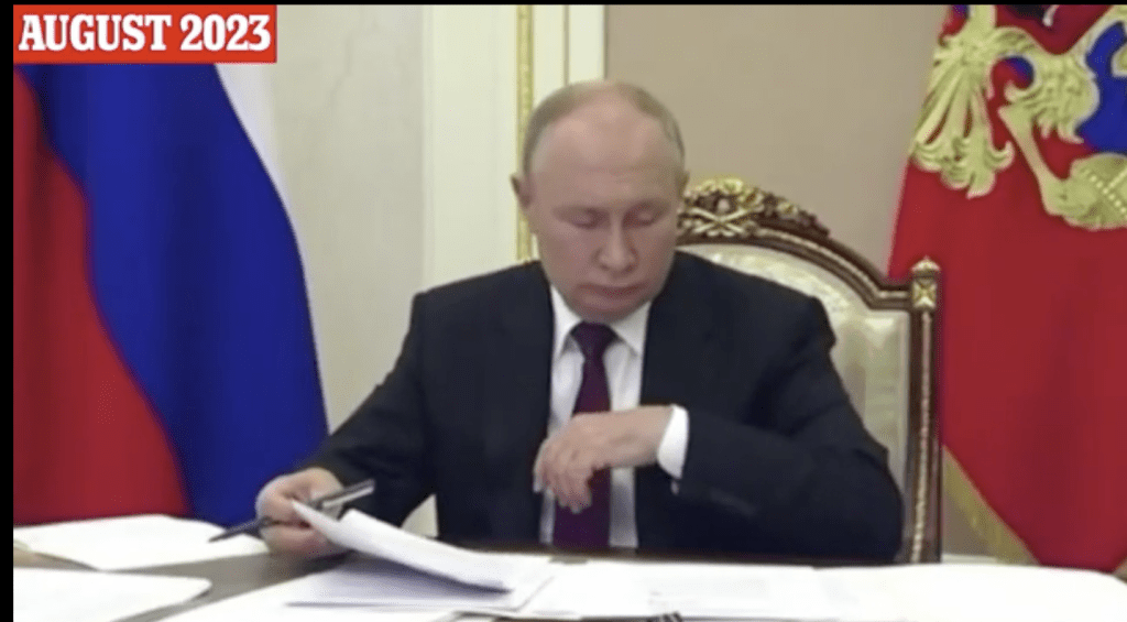 布達諾夫引用最近一段新聞影片，指真正的普京習慣把手錶戴在右手腕上，但在視頻中，這人卻看向自己的左手腕。