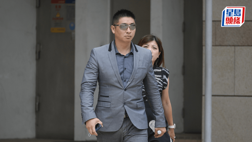 43歲被告陳定邦、現被停職，他被控於2022年8月23日赤鱲角跑道南路23號機場南消防局地下當值室外，威脅王銘恒會使其人身遭受損害，意圖使他受驚。陳浩元攝