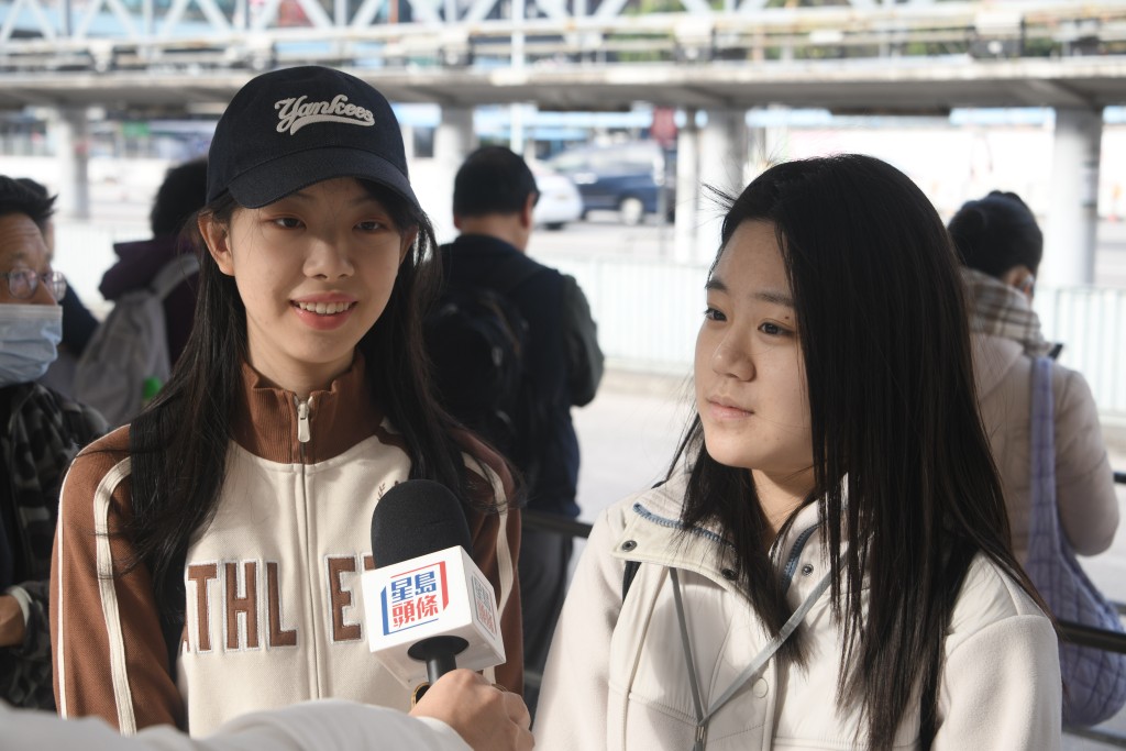 李小姐（左）覺得立法有必要，而趙小姐指留意到過往很多交通意外的傷者都無戴安全帶。