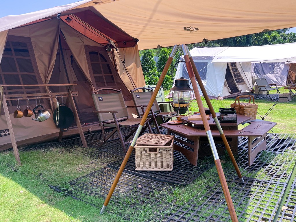 位於沙頭角的Ogawa Type 52R小山屋，強調將時尚、生活美學融入露營之中。