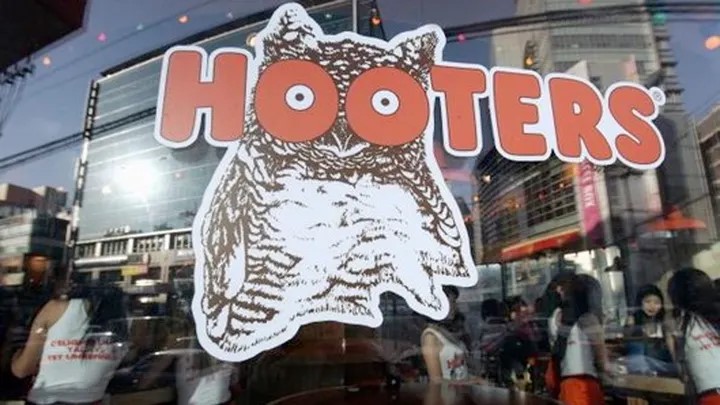 Hooters在沉重財務壓力下，或會申請破產保護。路透社