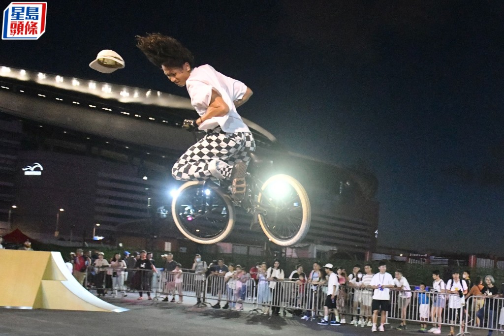 BMX Freestyle表演。陳極彰攝