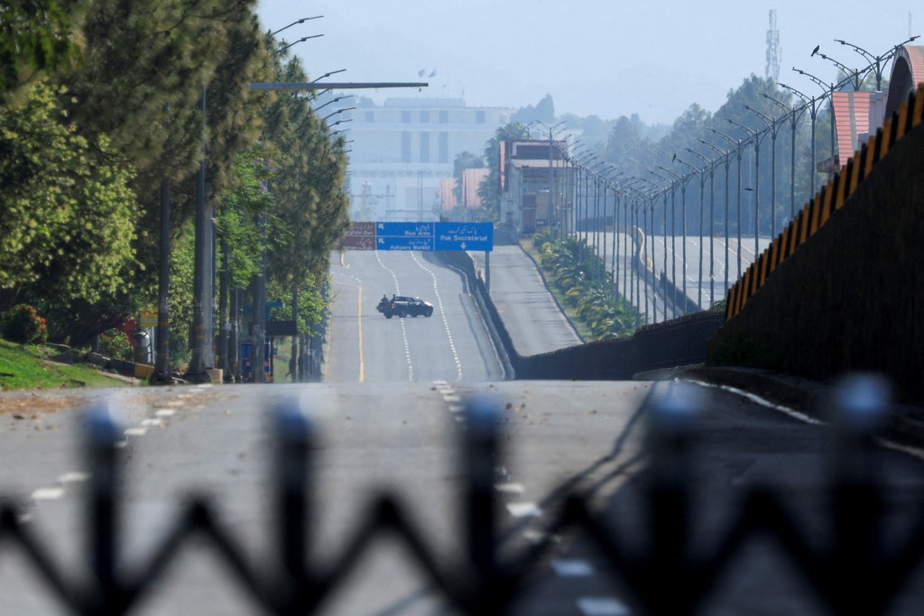 美国周六取消派遣特使前往巴基斯坦首都伊斯兰堡与伊朗重启停火谈判的计划。路透社