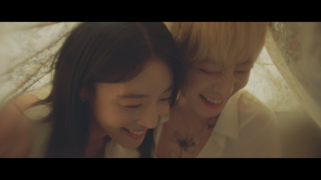 文智孝曾為姜昇潤拍MV。