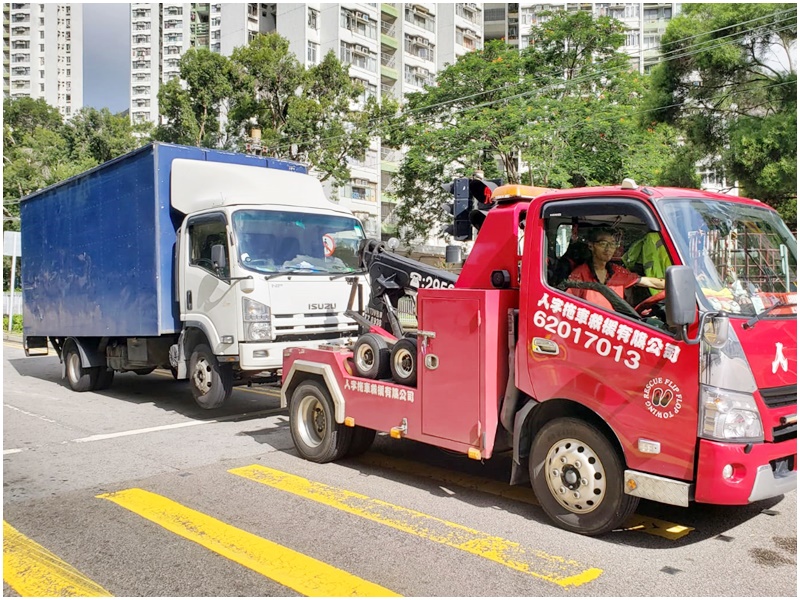 部分被拖走車輛。