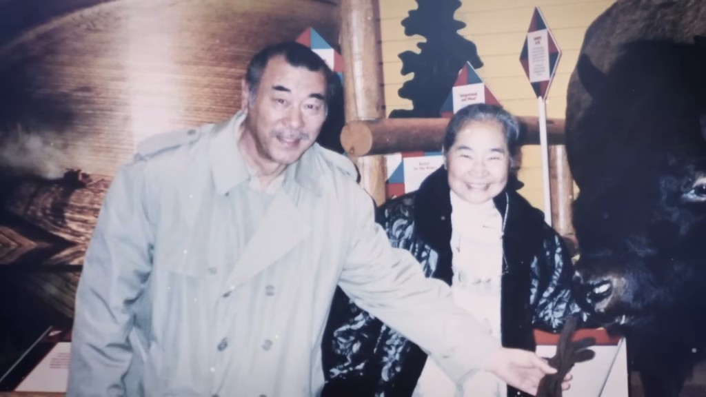 小金子在訪問上公開了昔日與喬宏的合照。