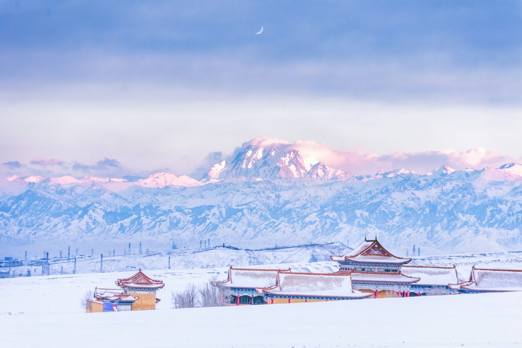 有港女計劃赴新彊退休引起討論,她解釋選擇新彊是因為「主要是喜歡白色冬天和冰天雪地」。(資料圖片) 有港女計劃赴新彊退休引起討論,她解釋選擇新彊是因為「主要是喜歡白色冬天和冰天雪地」。(資料圖片)