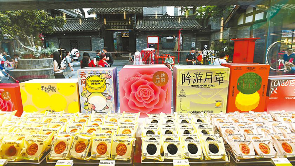 爭奪月餅市場自春節後已開始，下周將是月餅零售的高峰。