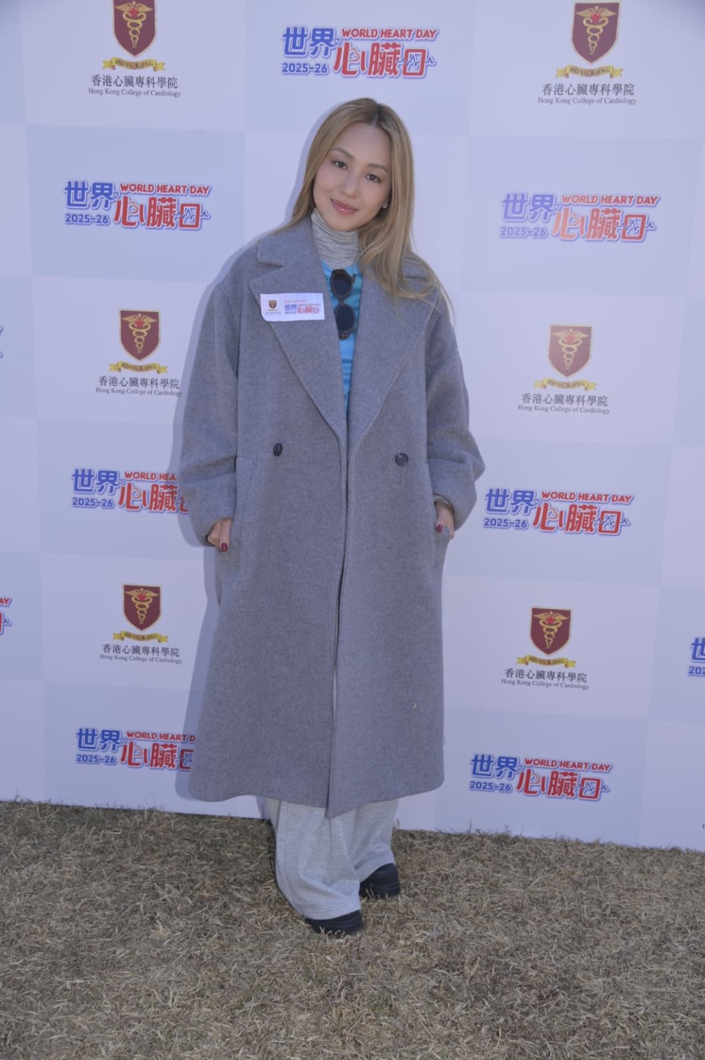 她透露新一年會推出歌曲作品。 她透露新一年會推出歌曲作品。