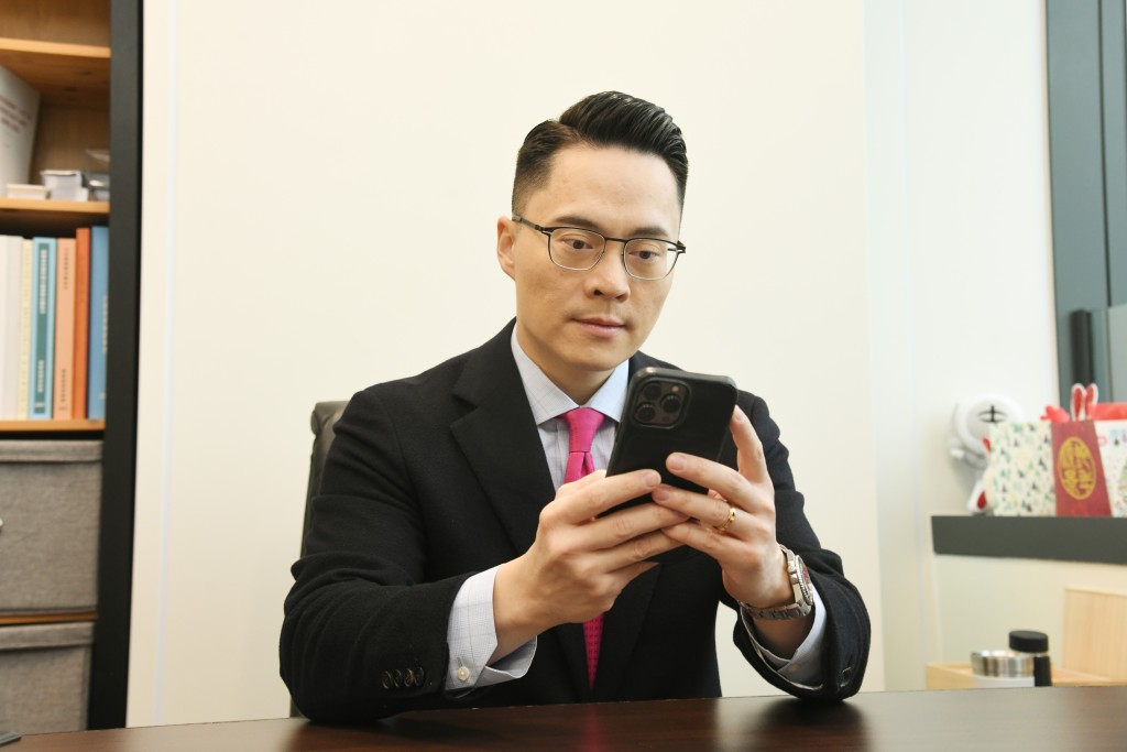 協會顧問梁熙。資料圖片