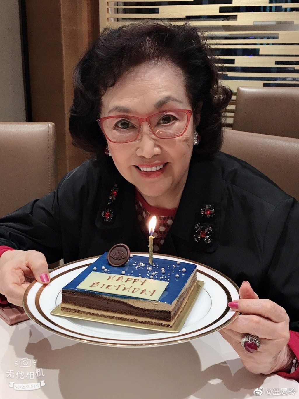 2021年，曾葛蘭與甄珍、林青霞和姚瑋等人見面，更為她慶祝88歲生日。  ​