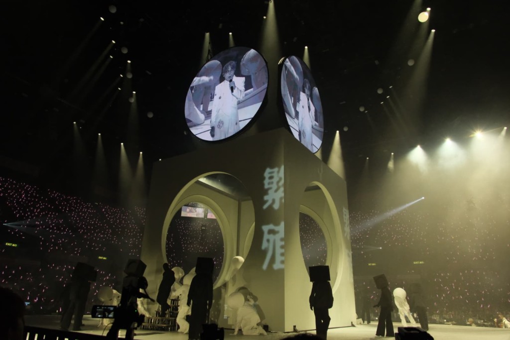 林家謙紅館騷，是MIRROR演唱會事故後，首個批准使用高空裝置的演唱會。