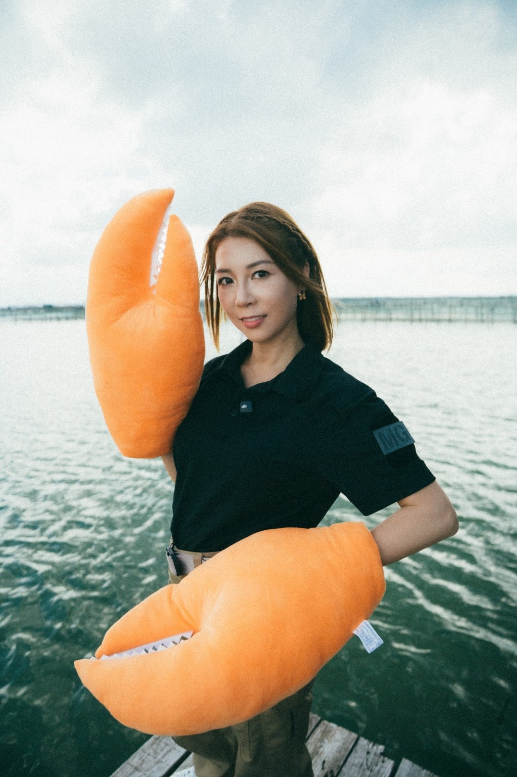 黃婉曼應邀去了江蘇陽澄湖。 黃婉曼應邀去了江蘇陽澄湖。