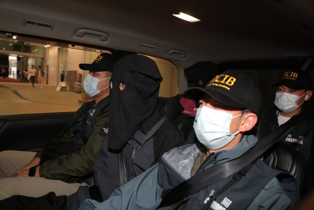 被捕男子。